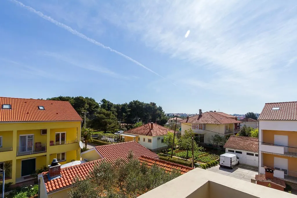 Apartments Branko Zara